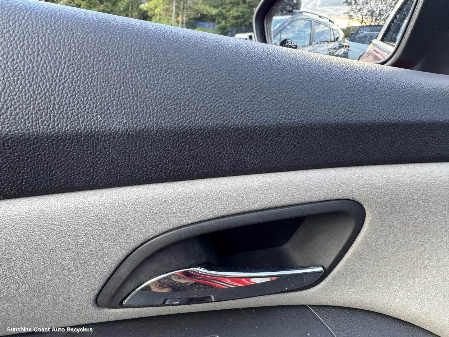 2016 Holden Cruze Door Handle