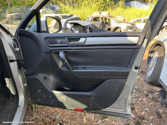 2011 Volkswagen Touareg Right Front Window Reg Motor