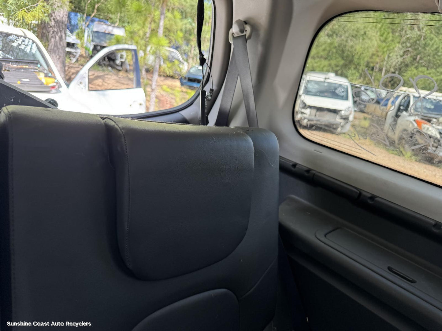 2012 Nissan Pathfinder Headrest