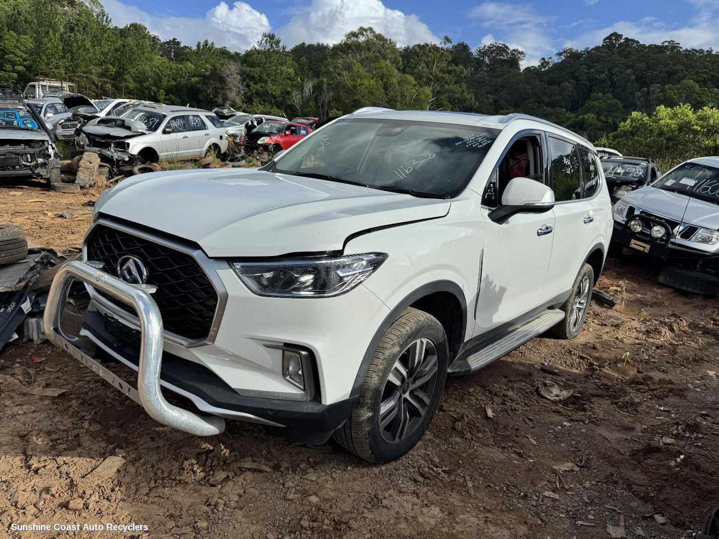 2022 Ldv D90 Left Guard