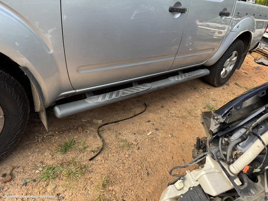 2007 Nissan Navara Side Step Skirt