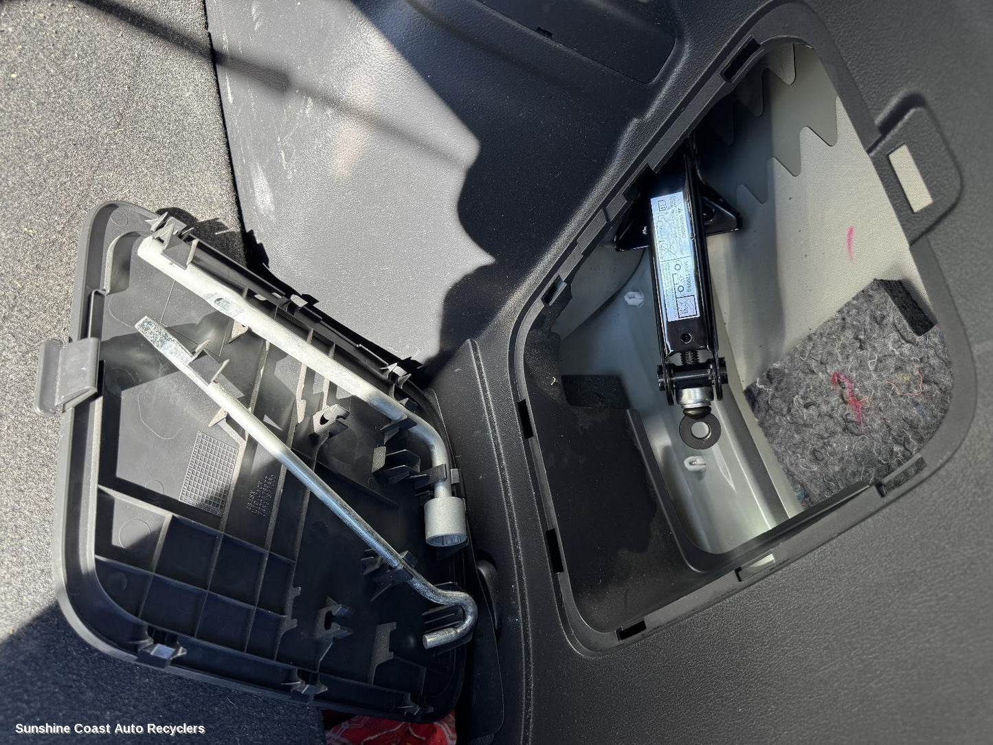 2012 Mitsubishi Outlander Jack Tool Kit