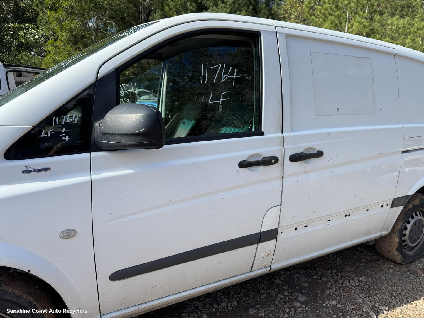 2013 Mercedes Vito Left Front Door