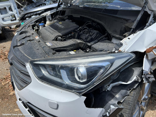 2015 Hyundai Santa Fe Left Headlamp