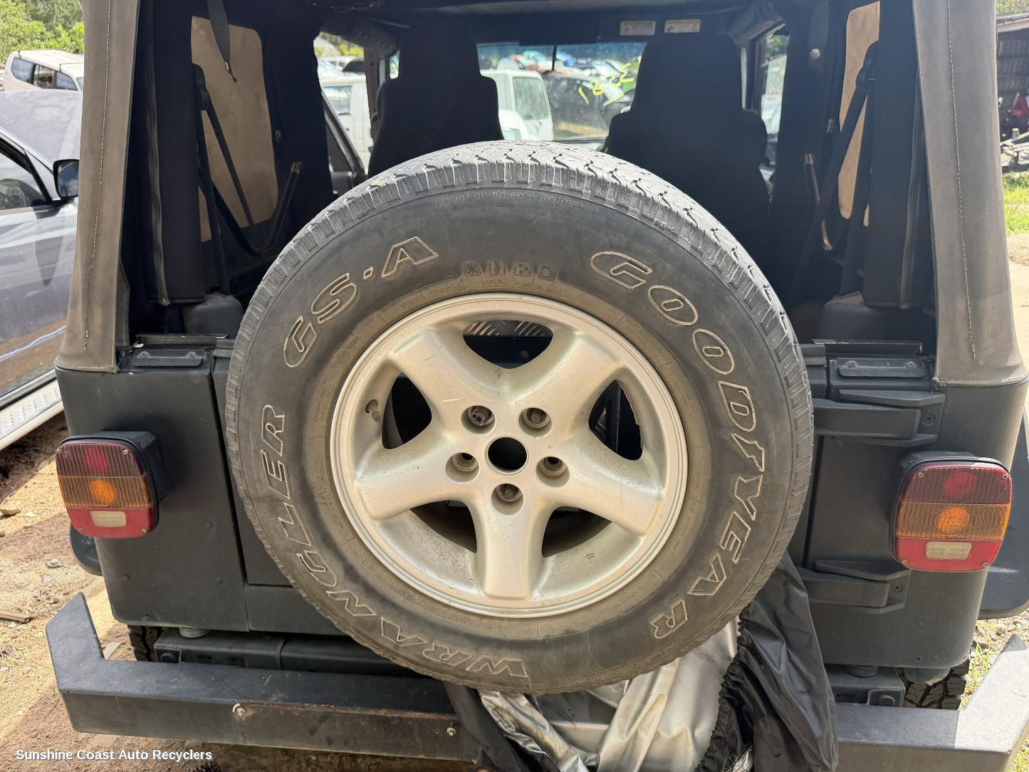 2003 Jeep Wrangler Spare Wheel Carrier