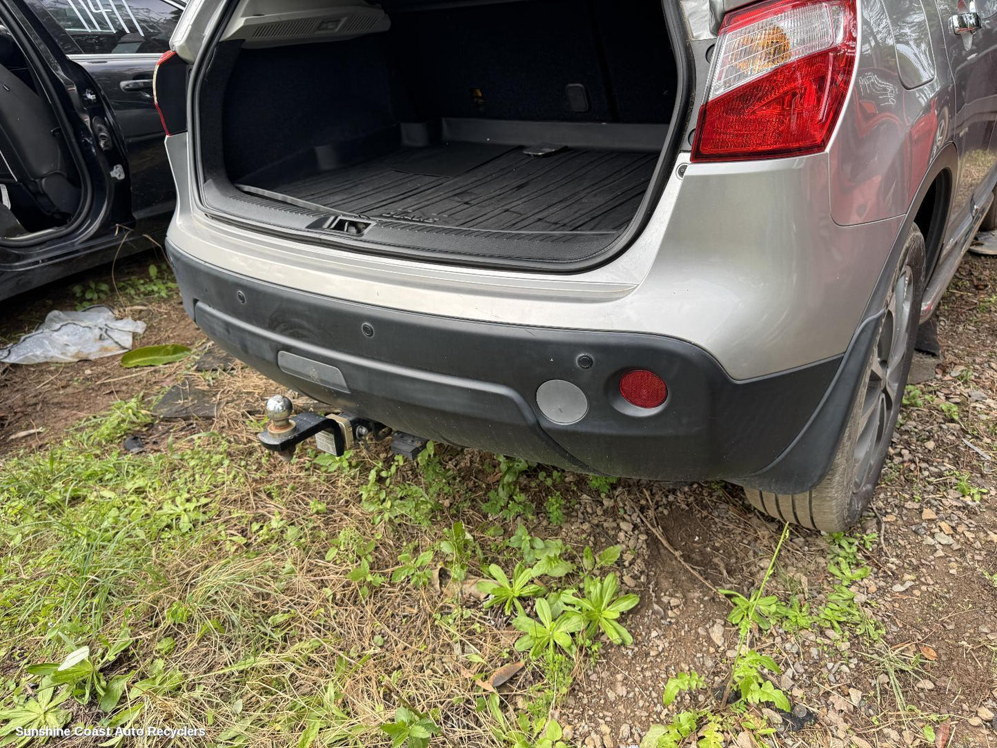 2011 Nissan Dualis Rear Bumper