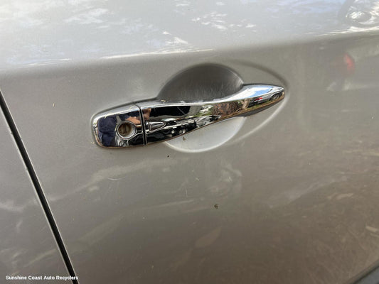 2014 Nissan Pathfinder Door Handle