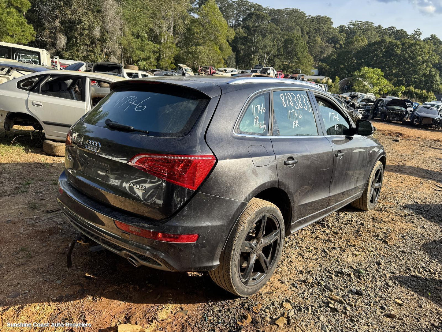 2011 Audi Q5 Right Front Door Window