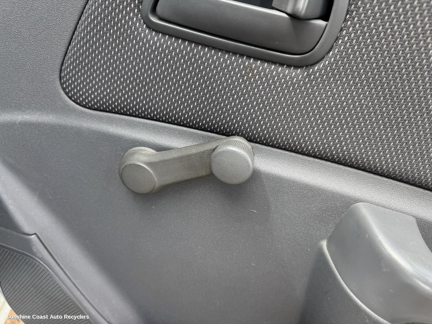 2007 Kia Rio Winder Handle