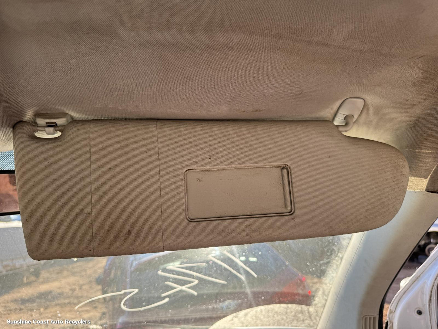 2006 Volkswagen Transporter Sunvisor