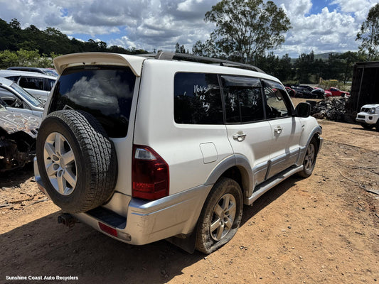 2006 Mitsubishi Pajero Stabiliser Bar