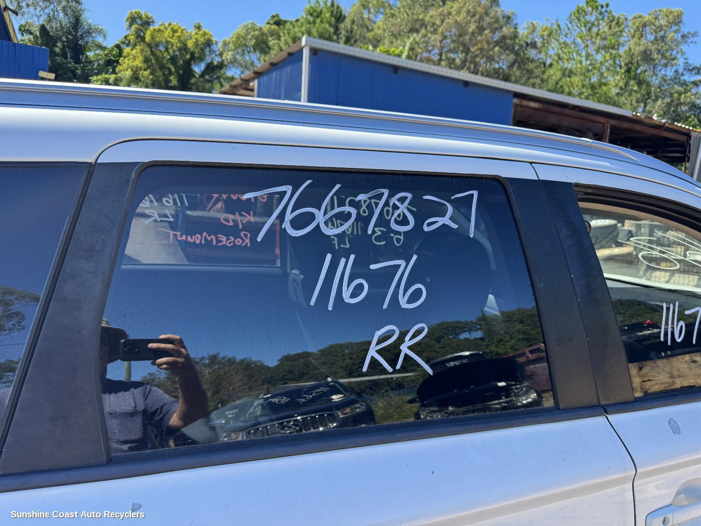 2014 Mitsubishi Outlander Right Rear Door Window