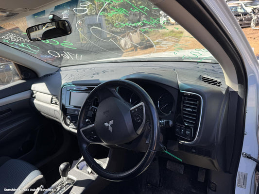 2012 Mitsubishi Outlander Misc