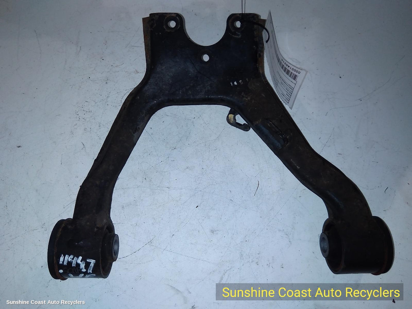 2014 Mitsubishi Pajero Left Front Upper Control Arm