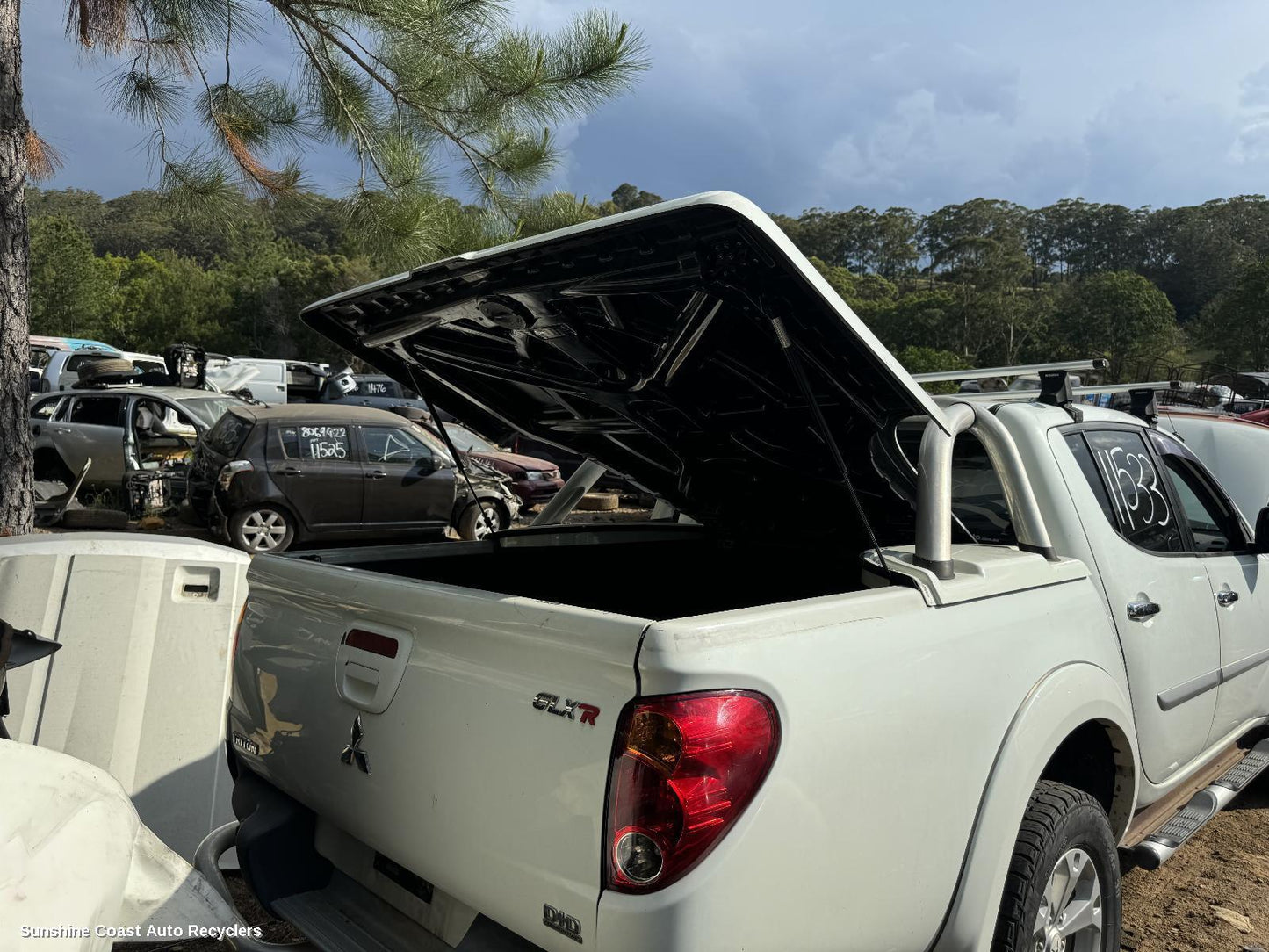 2010 Mitsubishi Triton Tonneau Cover
