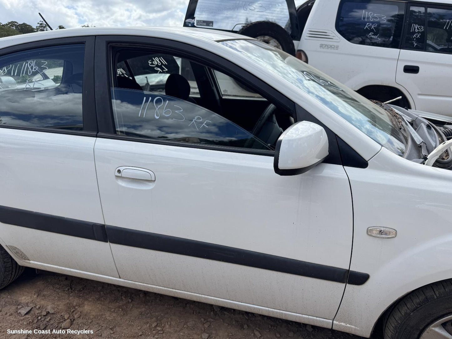 2007 Kia Rio Right Front Door Window