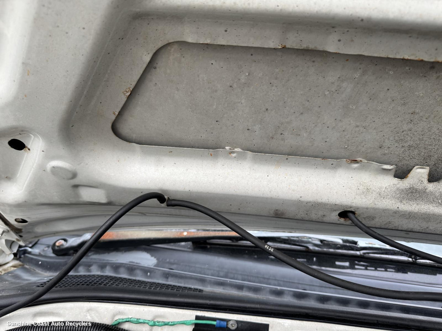 2001 Mazda Bravo Wiper Arm