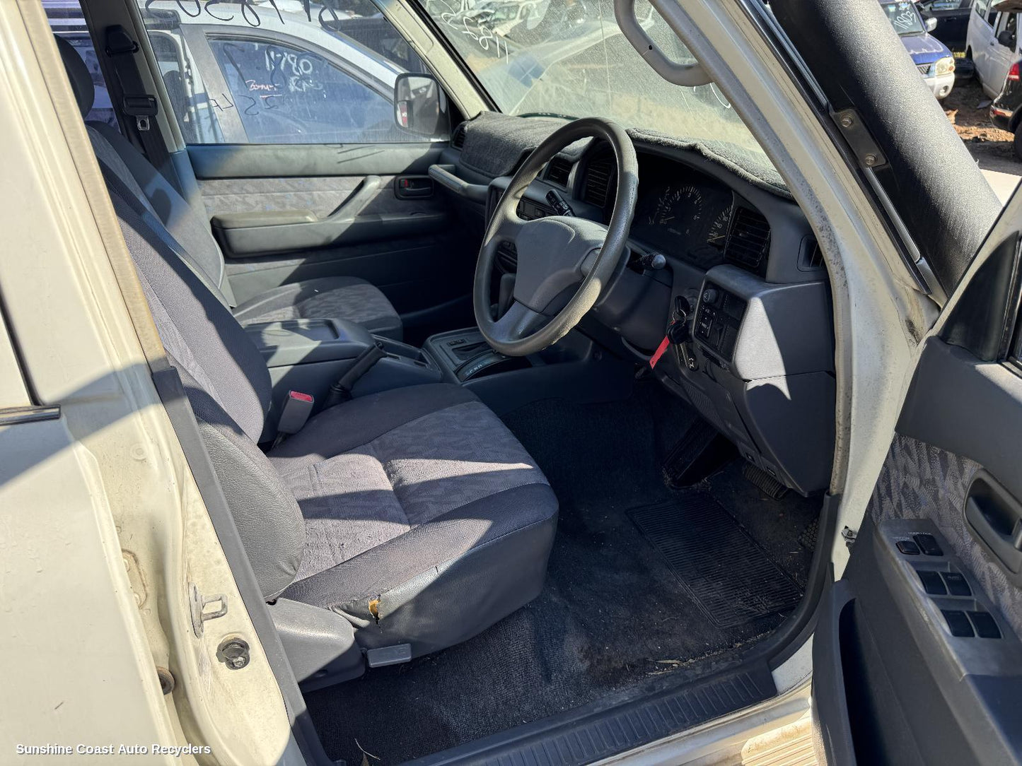 1996 Toyota Landcruiser Left Guard Liner