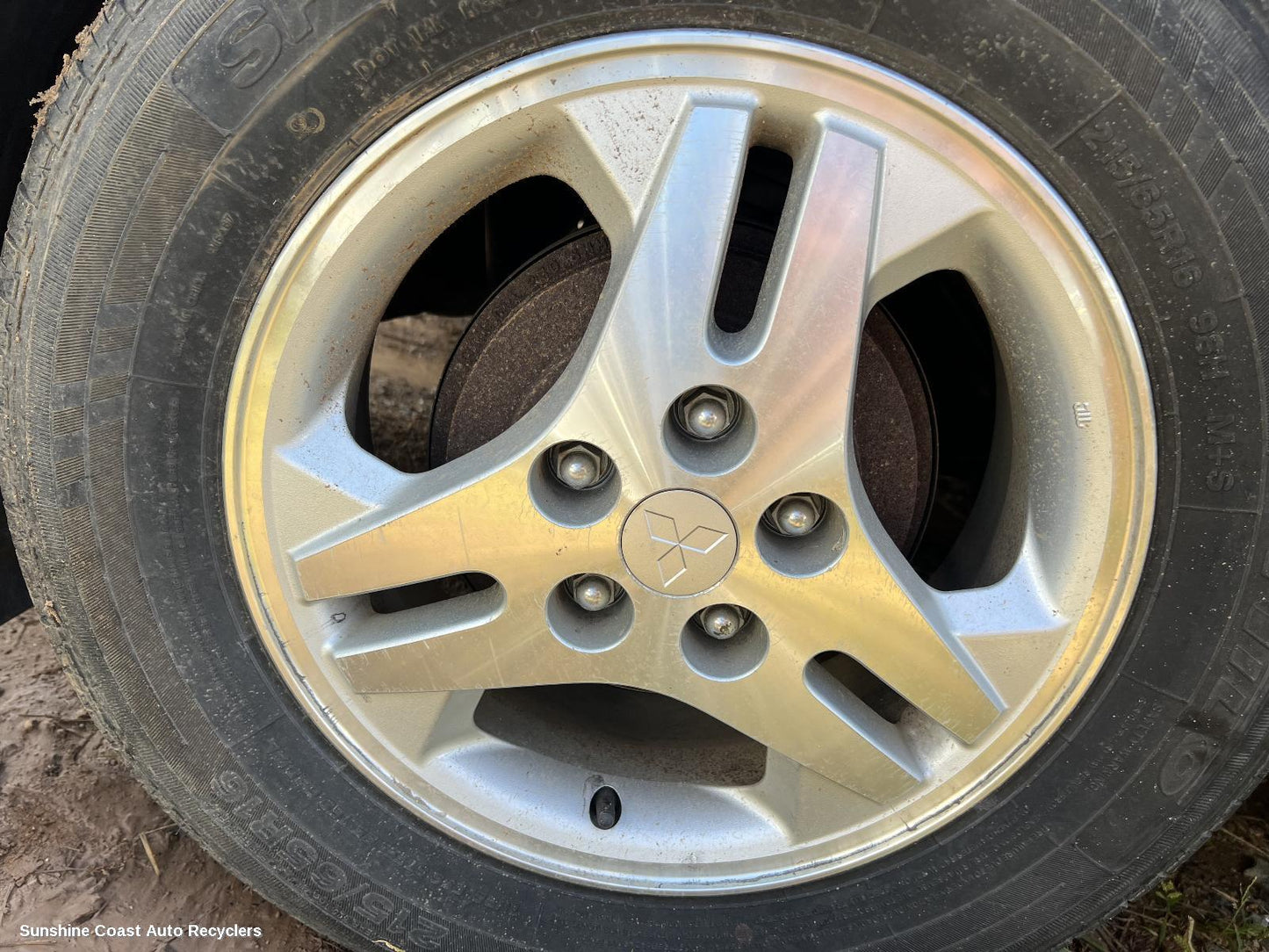 2002 Mitsubishi Pajero Fuel Pump