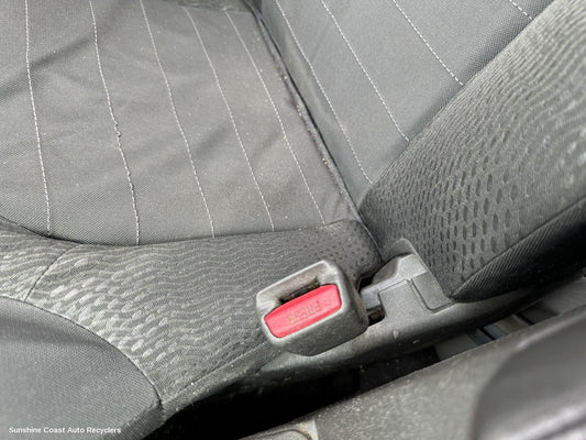 2011 Nissan Navara Seatbelt Stalk