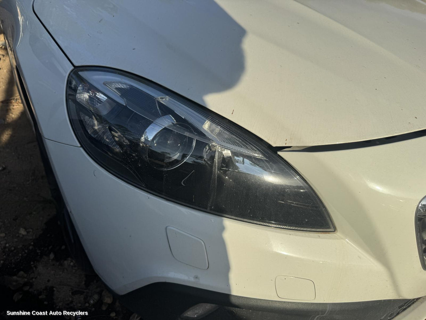 2015 Volvo S40 Right Headlamp