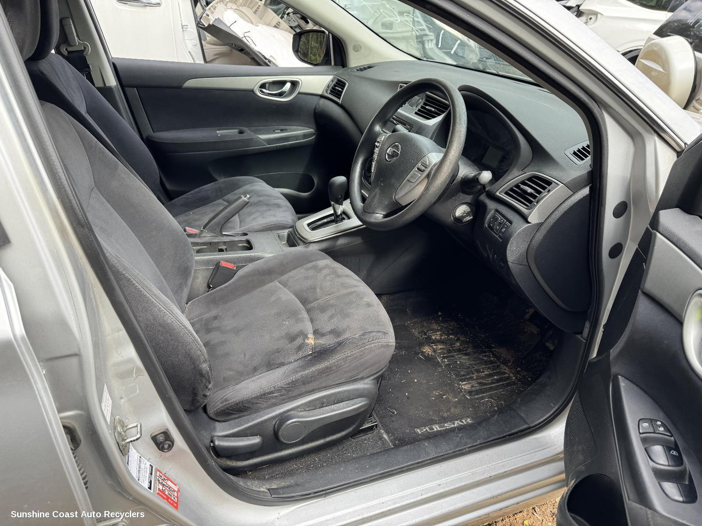 2015 Nissan Pulsar Battery Terminal