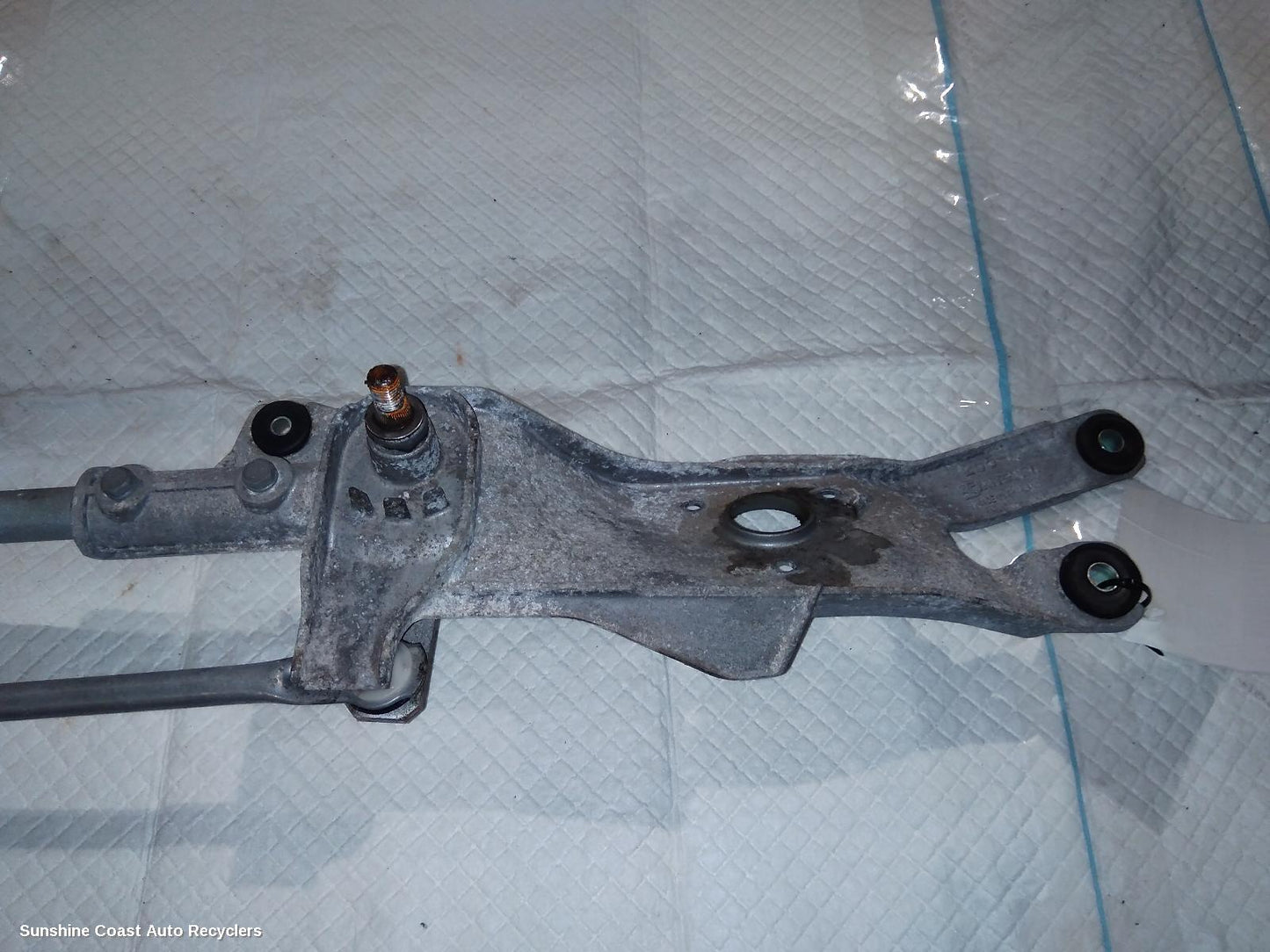 2013 Mitsubishi Triton Wiper Linkage