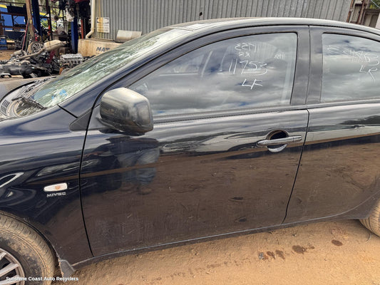 2010 Mitsubishi Lancer Left Front Door
