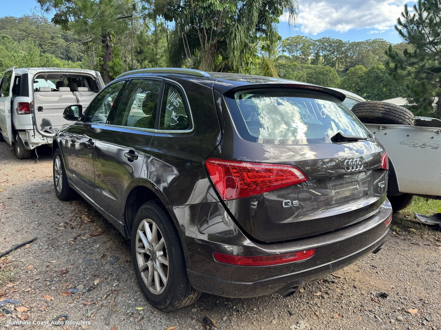 2011 Audi Q5 Left Guard Liner
