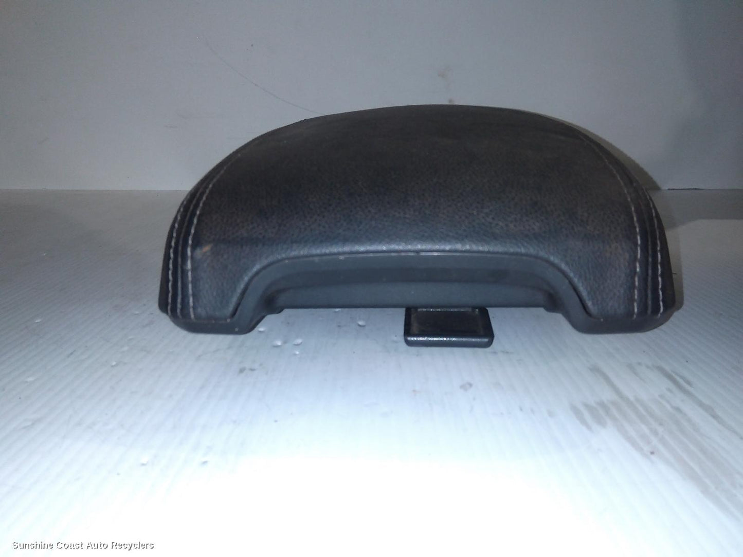 2016 Holden Trailblazer Console