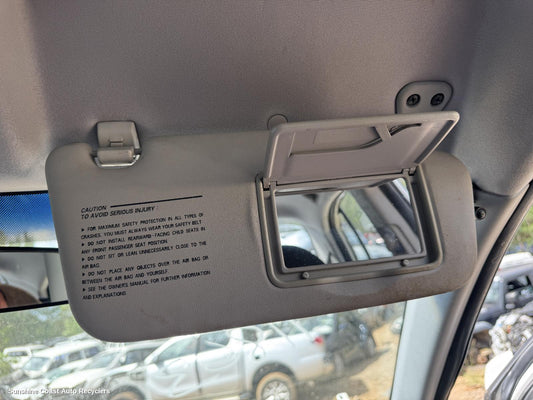 2007 Kia Rio Sunvisor
