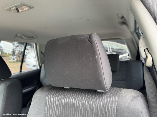 2014 Suzuki Vitara Headrest