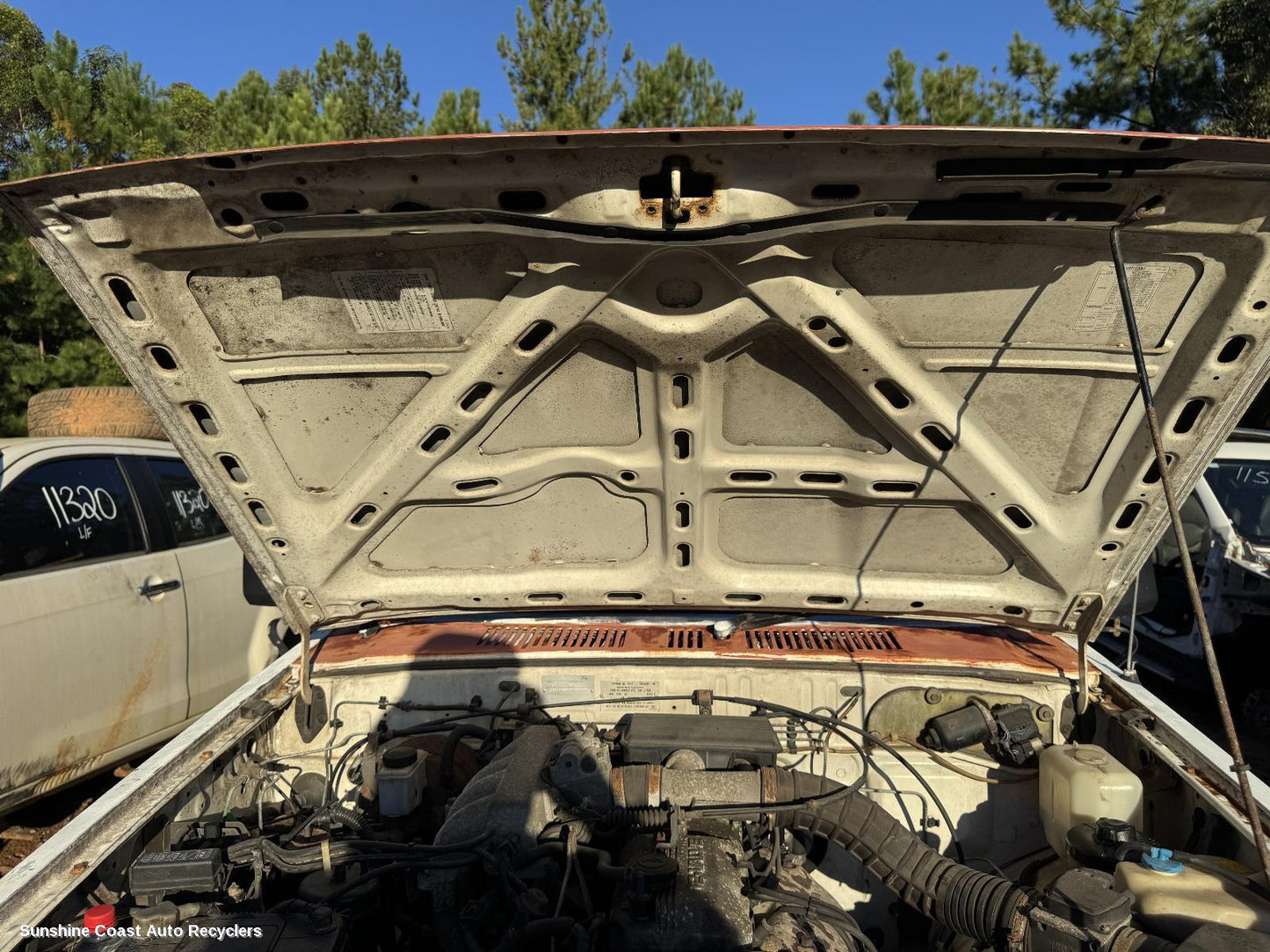 1992 Ford Courier Bonnet Hinge Strut