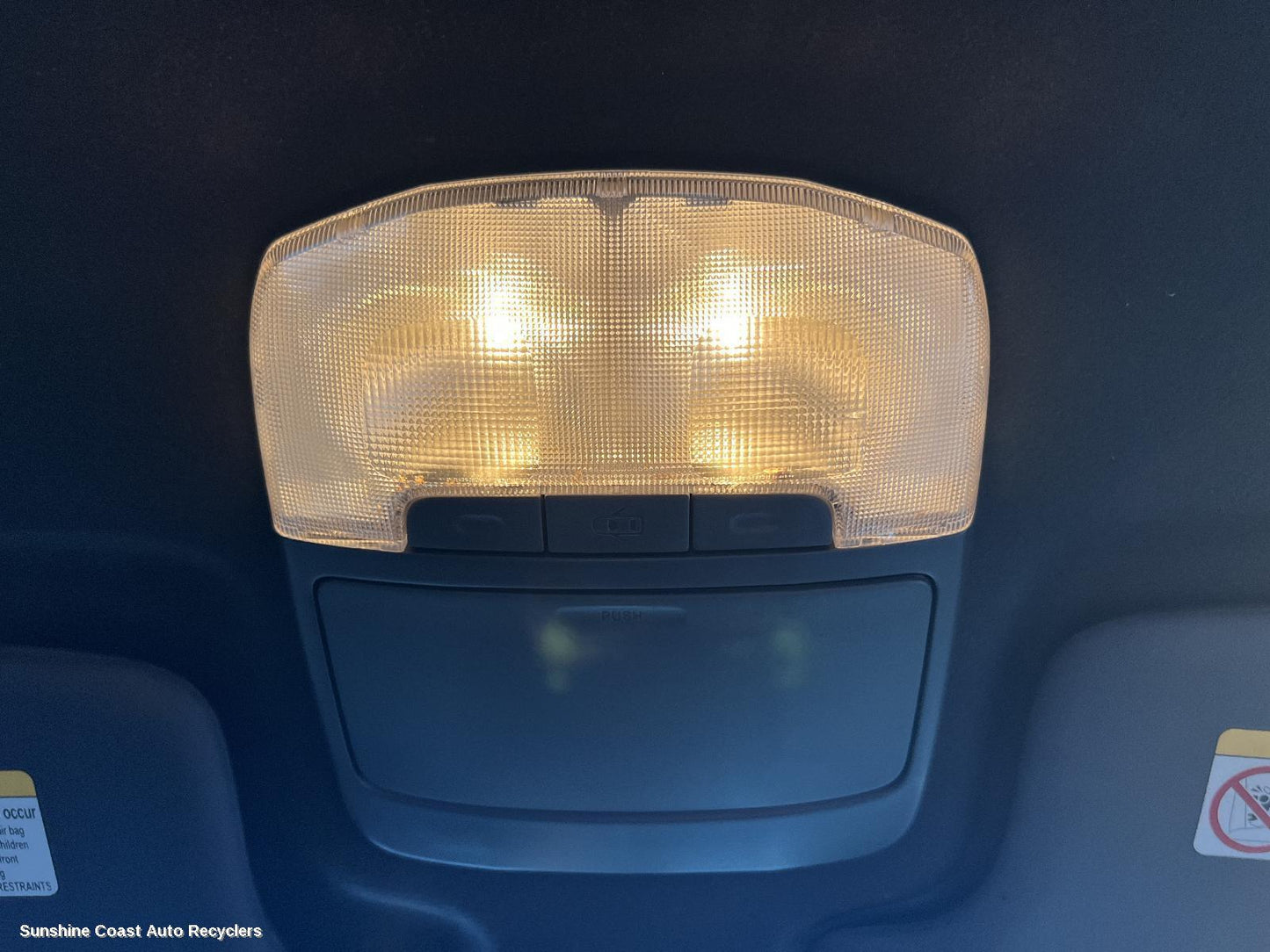 2011 Isuzu Dmax Courtesy Light