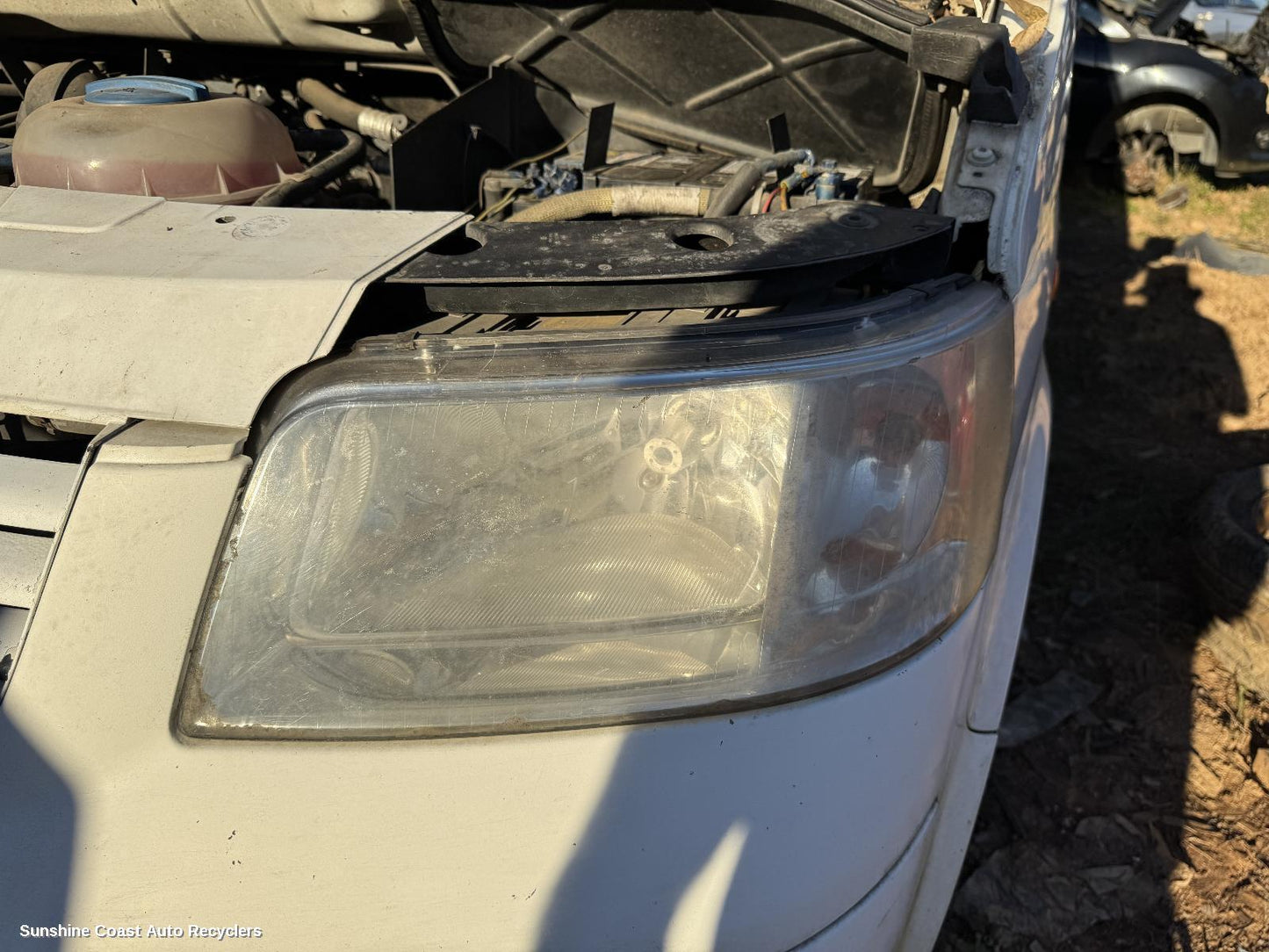 2006 Volkswagen Transporter Left Headlamp