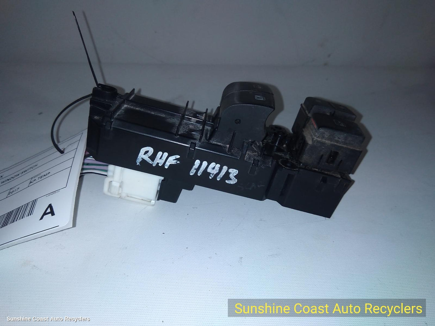 2017 Toyota Hilux Pwr Dr Wind Switch