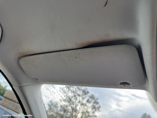 2016 Volkswagen Touareg Sunvisor