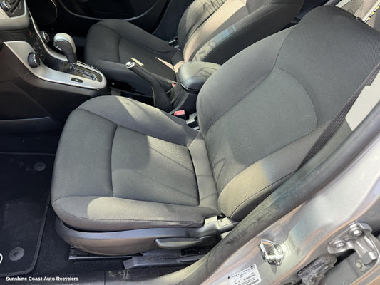 2015 Holden Cruze Front Seat