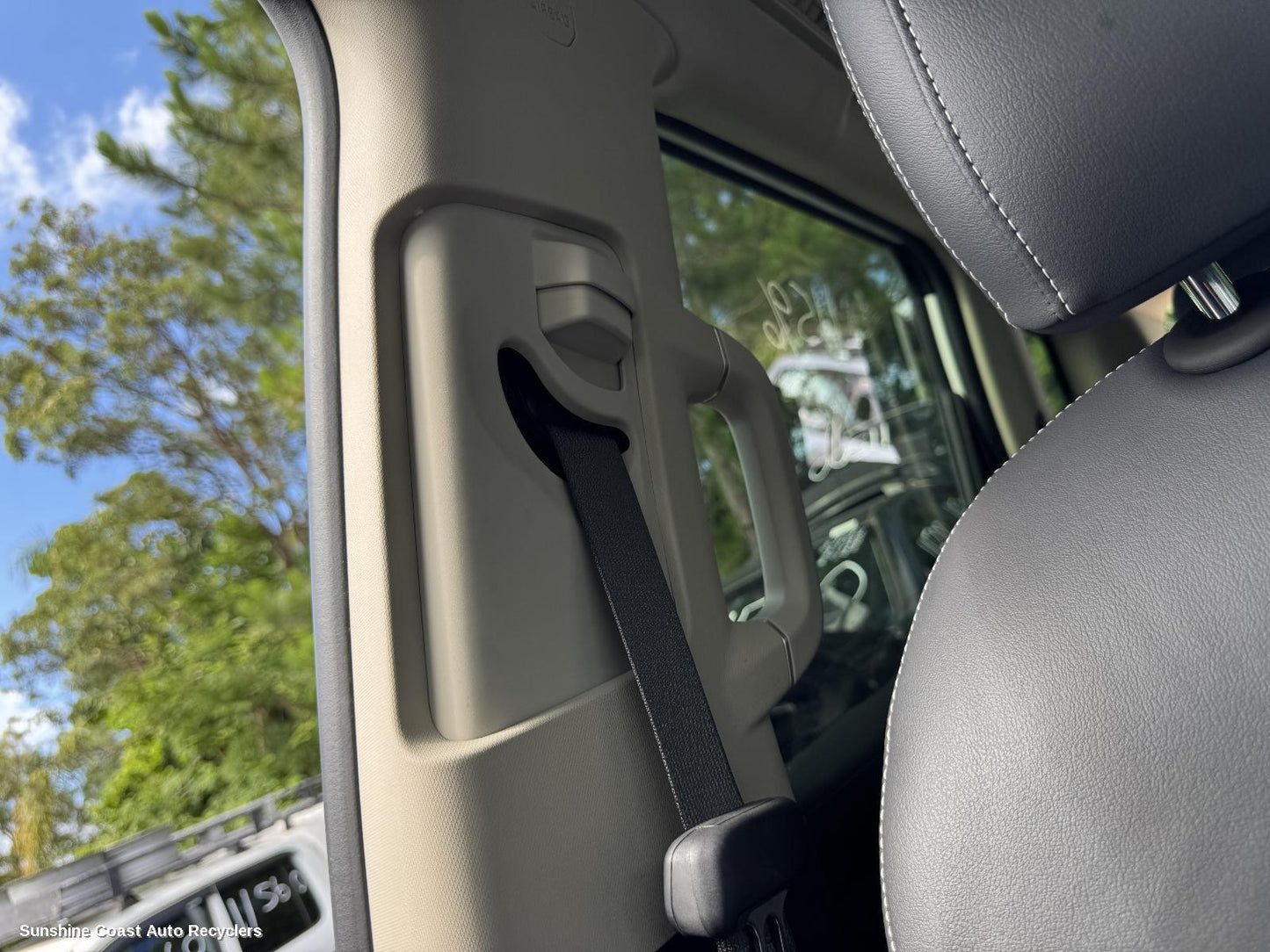 2023 Ldv D90 Grab Handle