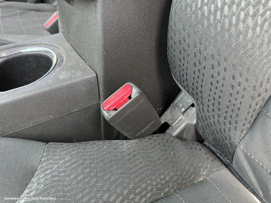 2011 Nissan Navara Seatbelt Stalk
