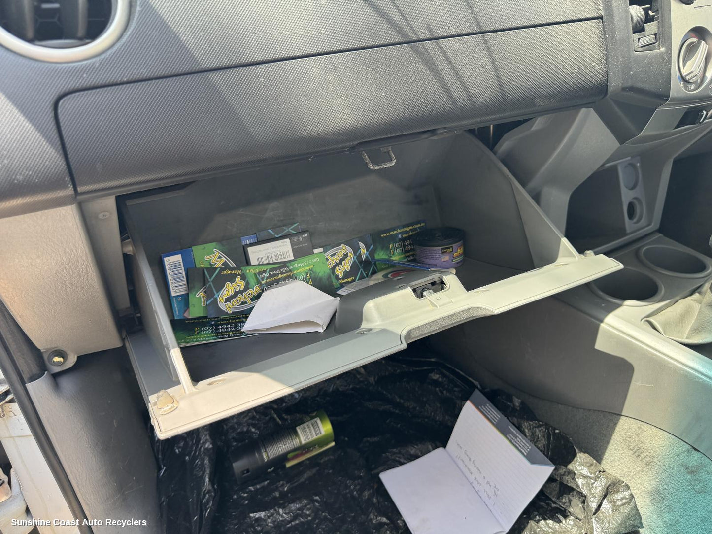 2009 Mazda Bt50 Glove Box