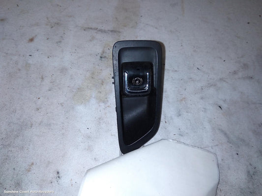 2016 Holden Commodore Misc Switch Relay