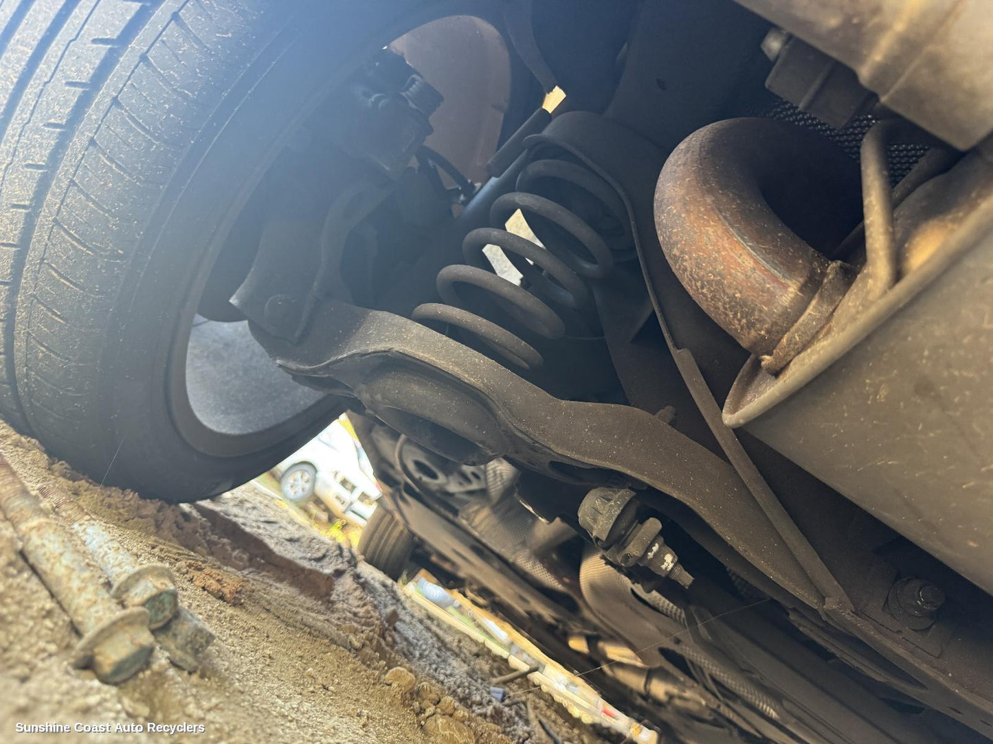 2015 Volvo S40 Left Rear Trailing Arm