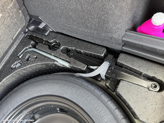 2022 Volkswagen Tiguan Jack Tool Kit