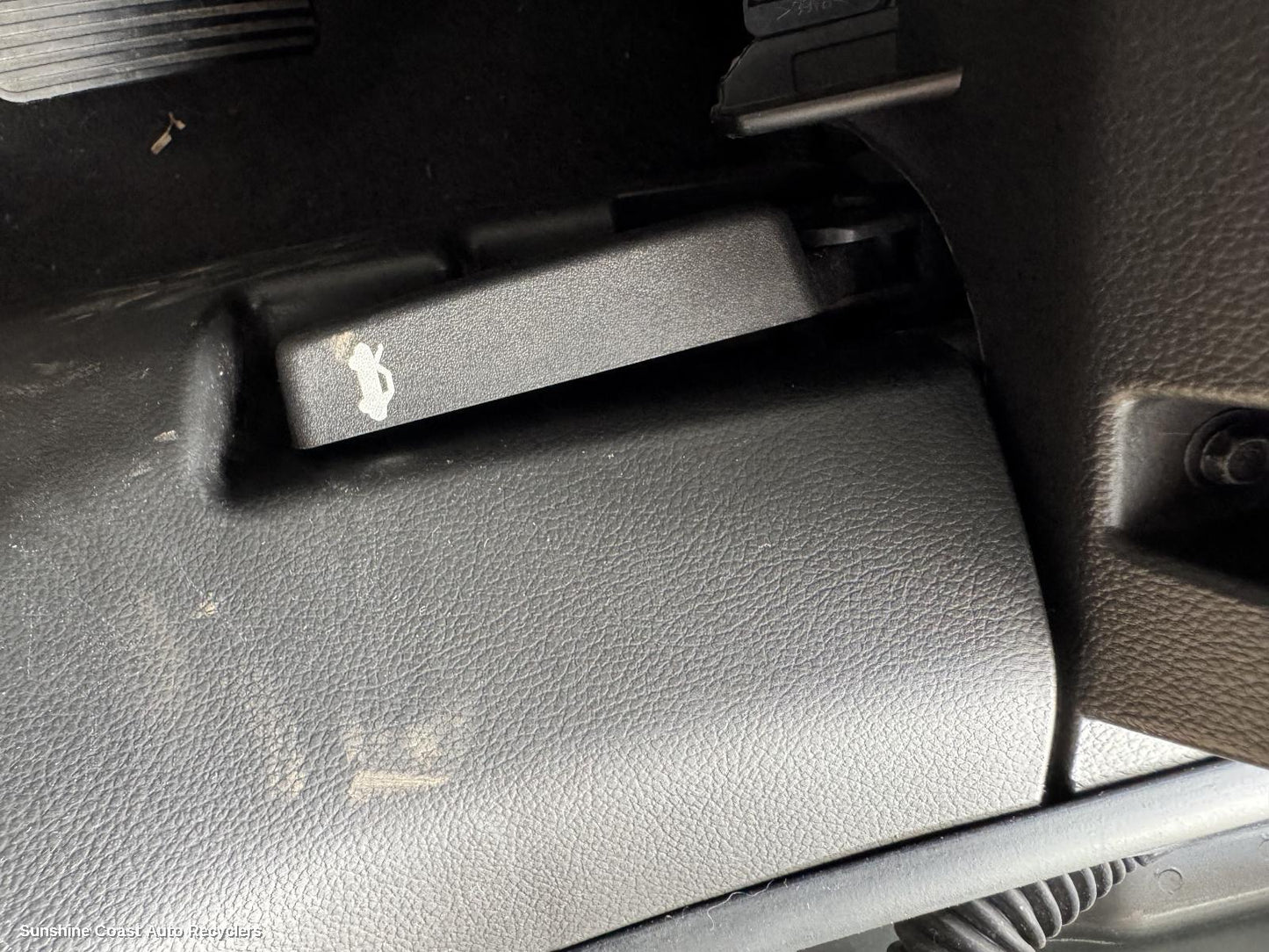 2010 Holden Cruze Bonnet Release