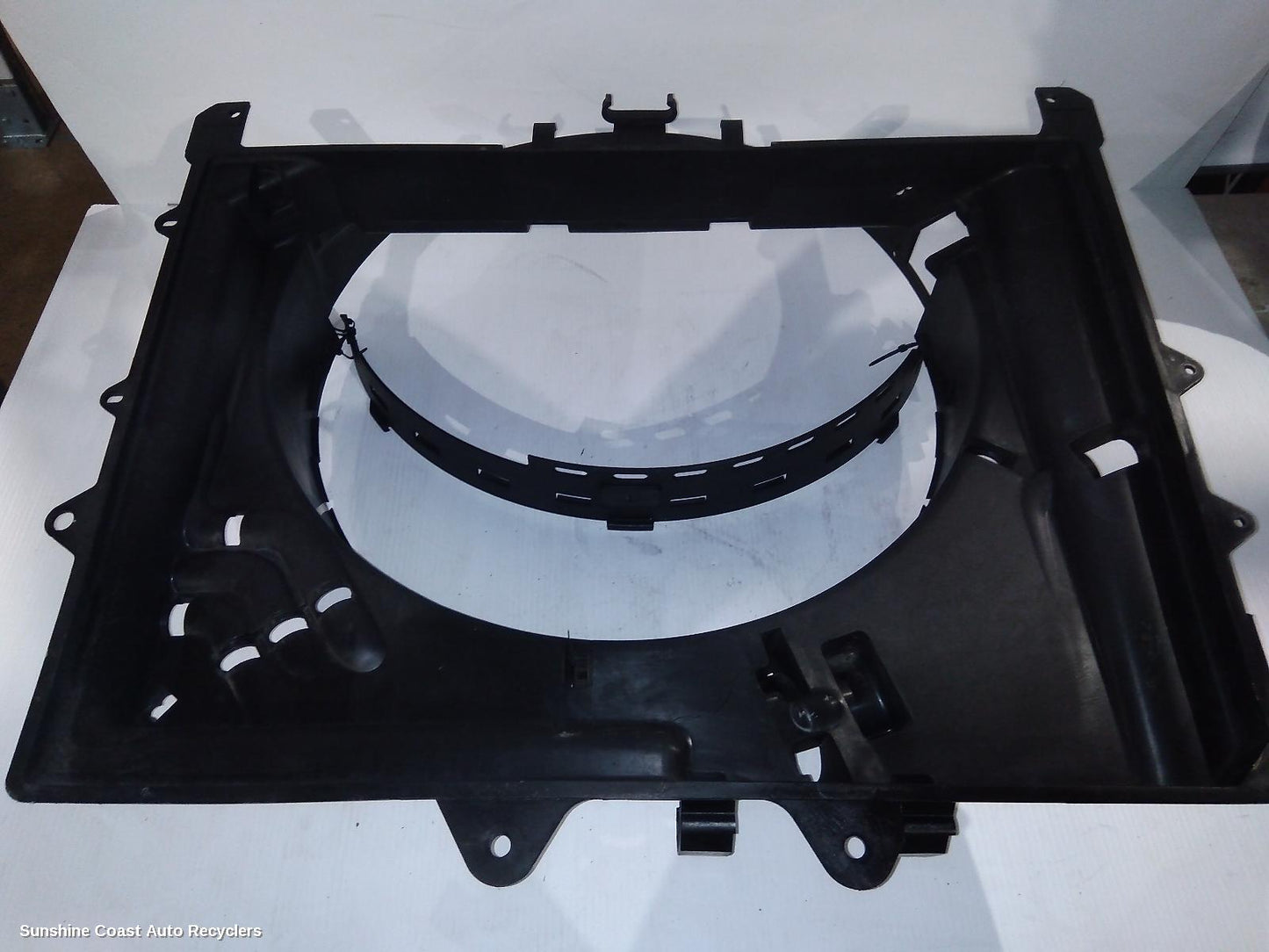2010 Land Rover Rangerover Sport Fan Shroud