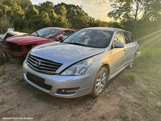 2010 Nissan Maxima Tyre