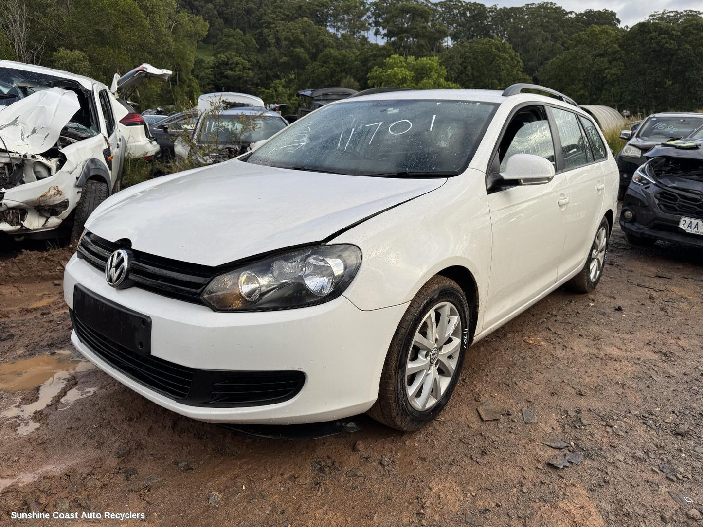 2010 Volkswagen Golf Headrest