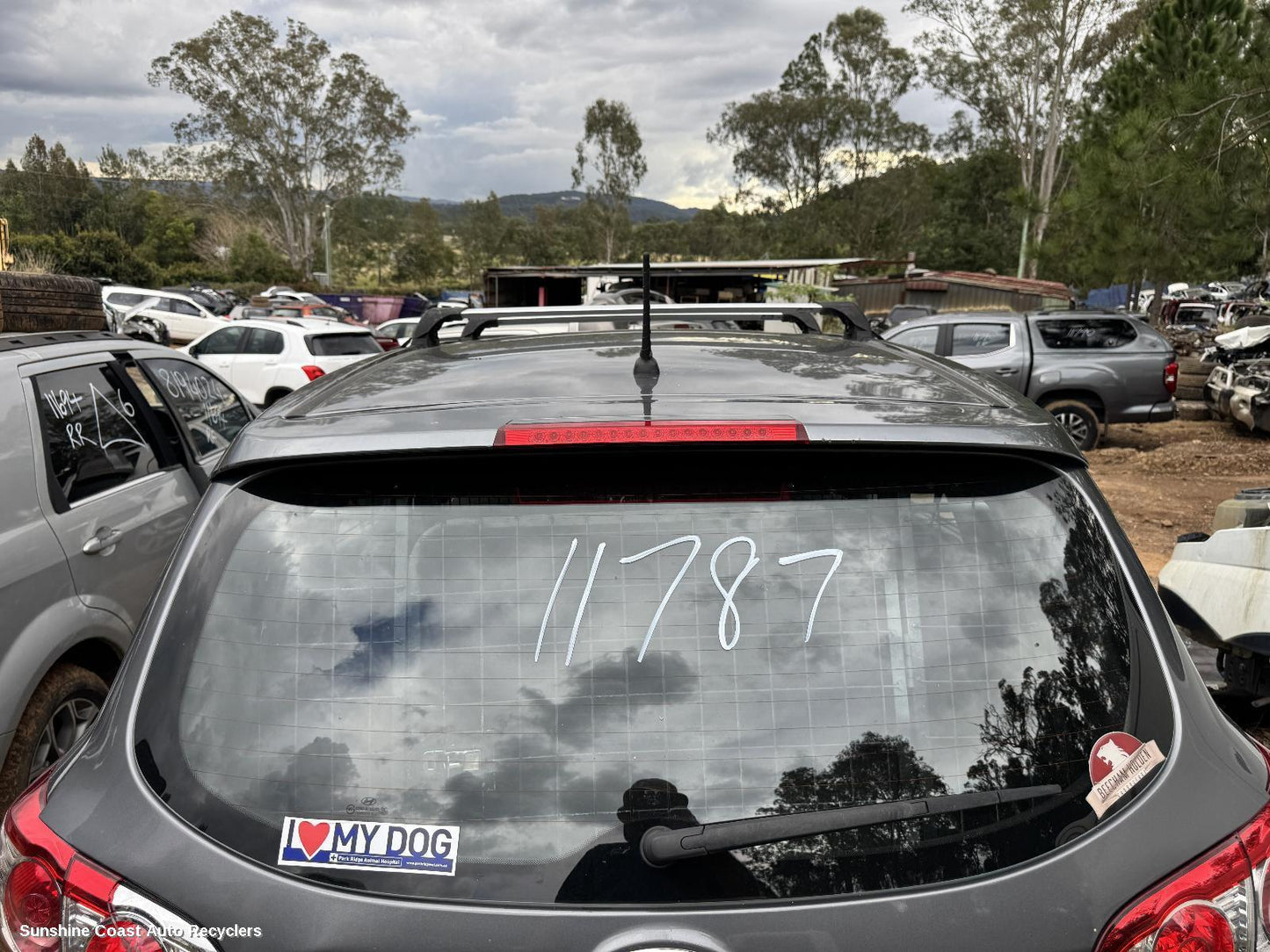 2011 Hyundai Santa Fe Rear Tailgate Glass