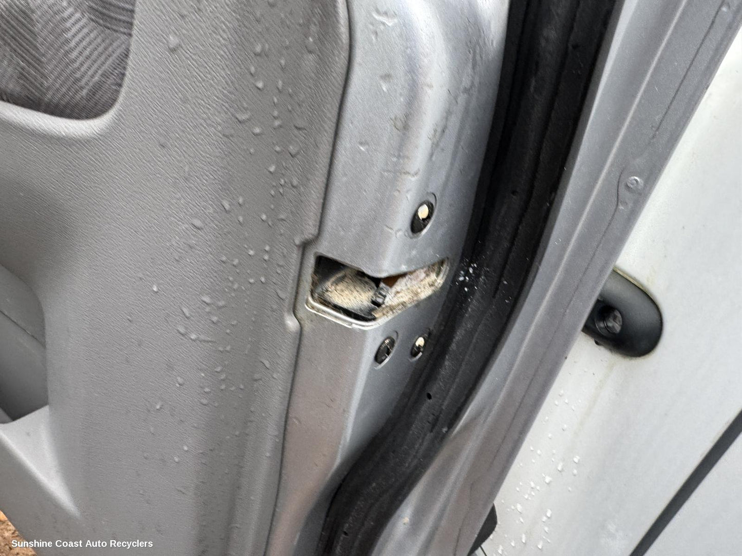 2006 Holden Rodeo Door Boot Gate Lock